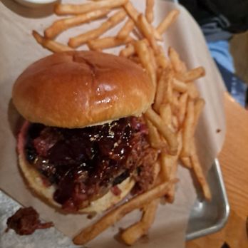 BJ's Restaurant & Brewhouse - Brisket was really good - Breweries Near Me - Lutz, Florida BJ's Restaurant & Brewhouse - Brisket was really good - Breweries Near Me - Lutz, Florida
