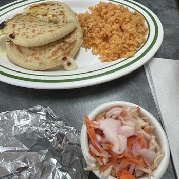 Mama Vickys Pupusas Y Mas - Pupusas... - Tacos Near Me - Plano, Texas Mama Vickys Pupusas Y Mas - Pupusas... - Tacos Near Me - Plano, Texas