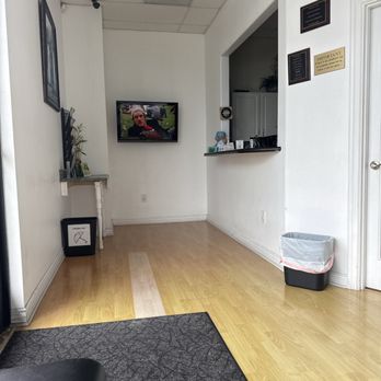 Carson Dental & Cosmetic Centre - Waiting lobby - Cosmetic Dentists Near Me - Long Beach, California Carson Dental & Cosmetic Centre - Waiting lobby - Cosmetic Dentists Near Me - Long Beach, California