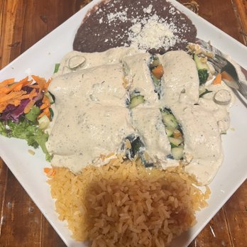 Veracruz Cafe - Veggie enchiladas - Mexican Near Me - Cedar Hill, Texas