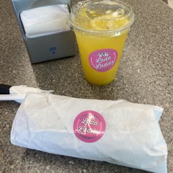 Lada Ladies - Mango lemonade and a wrap