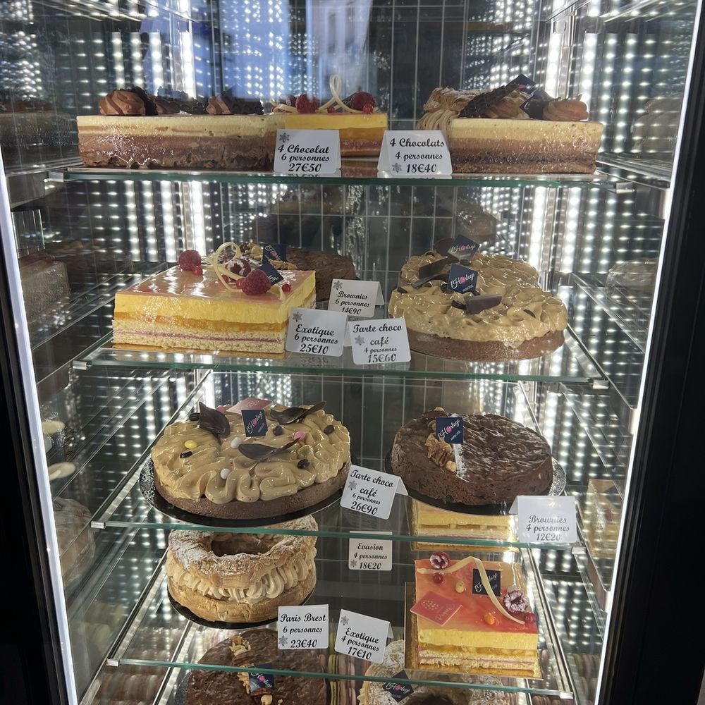 L'Horloge - Patisserie/Cake Shop Near Me - Amboise, 37 L'Horloge - Patisserie/Cake Shop Near Me - Amboise, 37