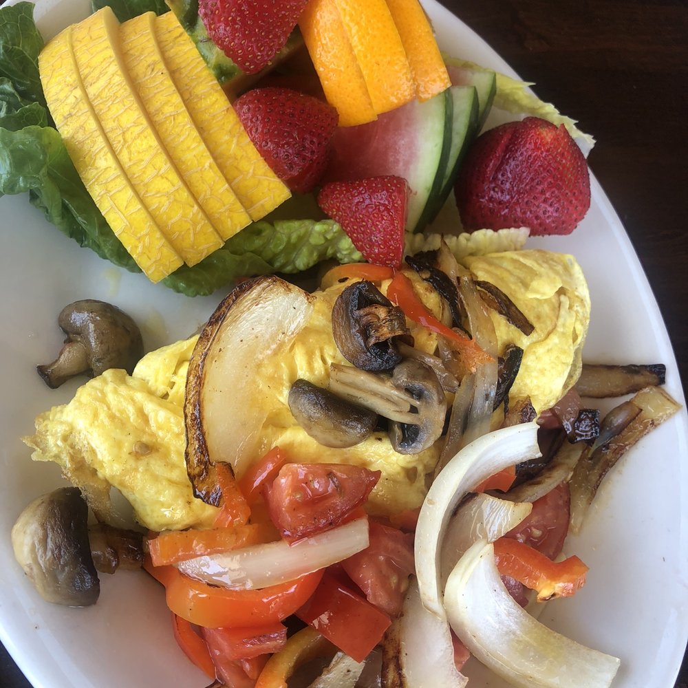 Uncle Stavros Cafe - Veggie Omelette with fresh fruit - Cafes Near Me - Hermosa Beach, California
