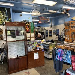 Boss Frog's Snorkel, Bike, & Beach Rentals - Kahana - Inside