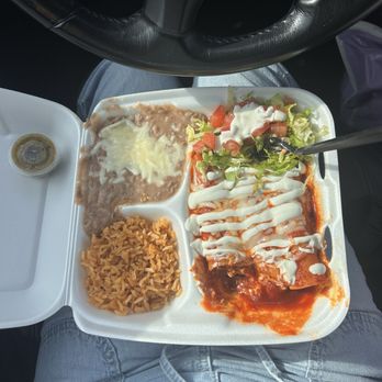 Taqueria Wen Chef - Red Chicken Enchiladas Enchilada Rojas de pollo - Mexican Near Me - Bellflower, California Taqueria Wen Chef - Red Chicken Enchiladas Enchilada Rojas de pollo - Mexican Near Me - Bellflower, California