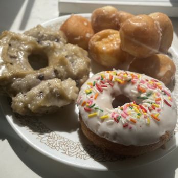 Rainbow Donuts - Blueberry glazed old fashioned donut ($1.75), sprinkled donut ($1.5), and half dozen donut holes ($1.75) - Donuts Near Me - Diamond Bar, California