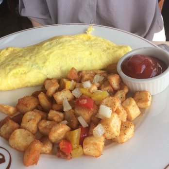 Daniel's Broiler - Leschi - Veggie omelette - Seafood Near Me - Seattle, Washington