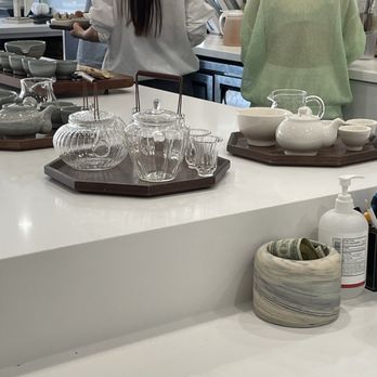 DAMO - Inside - Coffee & Tea Near Me - Los Angeles, California DAMO - Inside - Coffee & Tea Near Me - Los Angeles, California