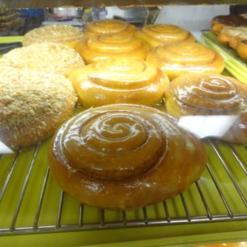 Friendly Donut House - Cinnamon Roll - Donuts Near Me - Henderson, Nevada