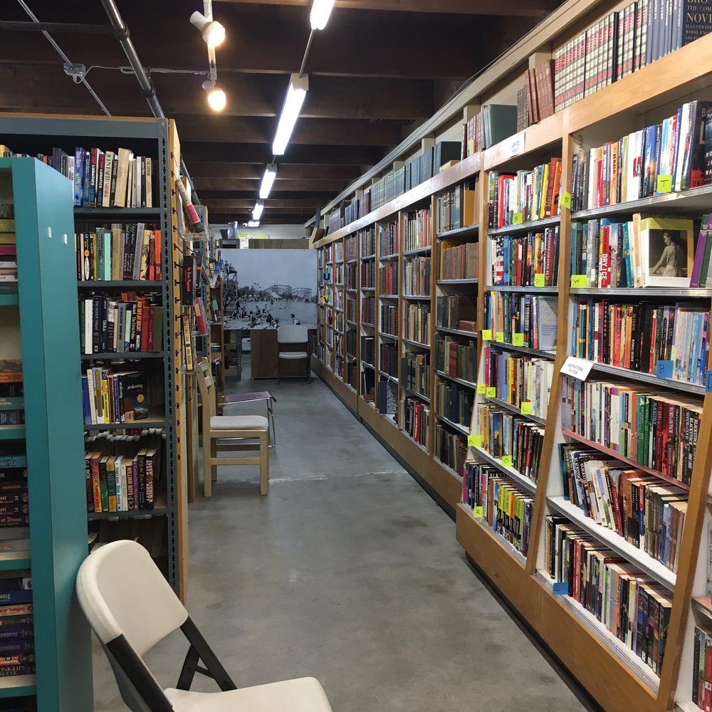 A Book Barn - General fiction - Bookstores Near Me - Clovis, California