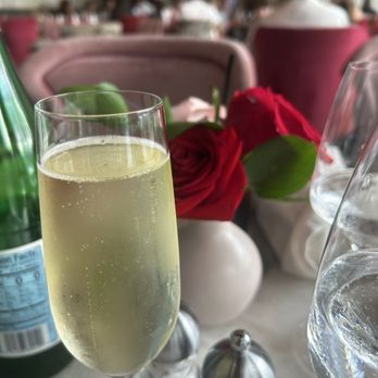 Bloom & Bee - Prosecco - New American Near Me - Houston, Texas