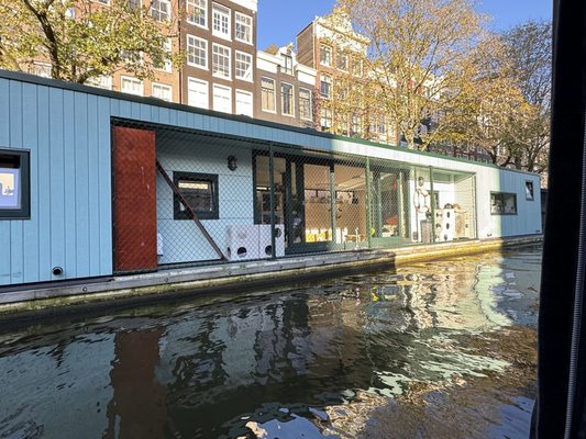 De Poezenboot by null