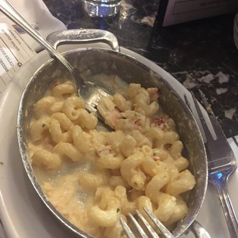 Shaw's Crab House - Lobster Mac and cheese! Yummy - Seafood Near Me - Chicago, Illinois Shaw's Crab House - Lobster Mac and cheese! Yummy - Seafood Near Me - Chicago, Illinois