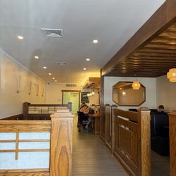Tanoshi Sushi