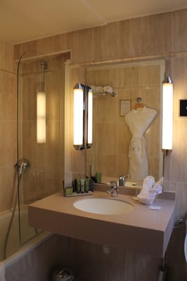 Hôtel Louvre Montana by null