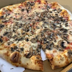 OTTO - Fresh Mushrooms, Manchego and Herb pizza