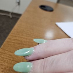 Estelle Nail Spa - Bubbles and dips on surface