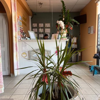 Queen Massage - Entry best receptionist - Massage Near Me - Los Alamitos, California Queen Massage - Entry best receptionist - Massage Near Me - Los Alamitos, California