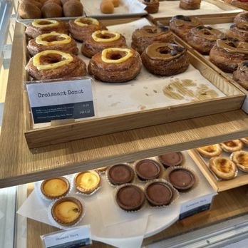 Paris Baguette - Croissant Donut, Tiramisu Tart, Coffee Croissant Donut, Cheese Tart. - Coffee & Tea Near Me - Las Vegas, Nevada Paris Baguette - Croissant Donut, Tiramisu Tart, Coffee Croissant Donut, Cheese Tart. - Coffee & Tea Near Me - Las Vegas, Nevada