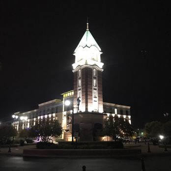 Levis Commons - And - Shopping Centers Near Me - Perrysburg, Ohio