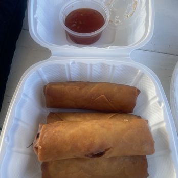 8E88 Thai & Poke’ - Spring roll appetizer - Food Trucks Near Me - Kapaʻa, Hawaii 8E88 Thai & Poke’ - Spring roll appetizer - Food Trucks Near Me - Kapaʻa, Hawaii