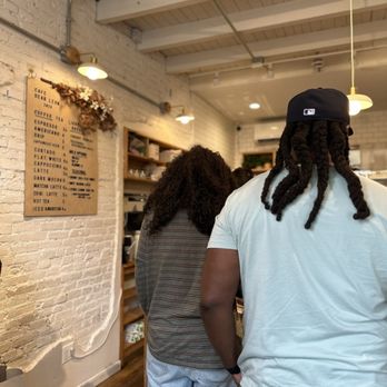 Café Dear Leon - Cafes Near Me - Baltimore, Maryland