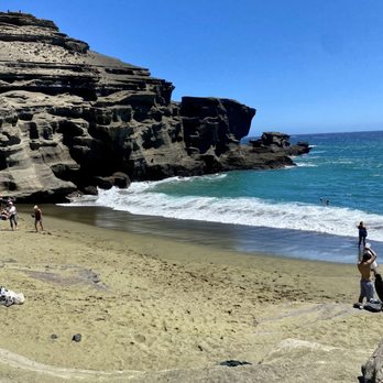 Papakolea Green Sand Beach - Beaches Near Me Papakolea Green Sand Beach - Beaches Near Me