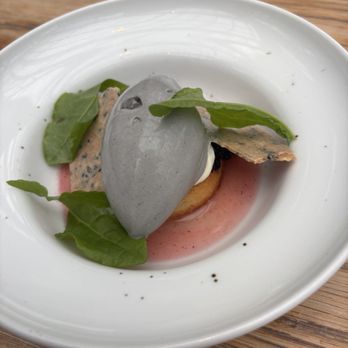 De Kas - Modern European Near Me - Amsterdam, New Hampshire