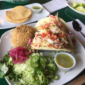 Vida Mariscos - Fish taco plate - Seafood Near Me - Houston, Texas