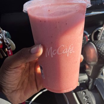 McDonald's - a hand holding a pink drink - Fast Food Near Me - Washington, DC, District of Columbia McDonald's - a hand holding a pink drink - Fast Food Near Me - Washington, DC, District of Columbia