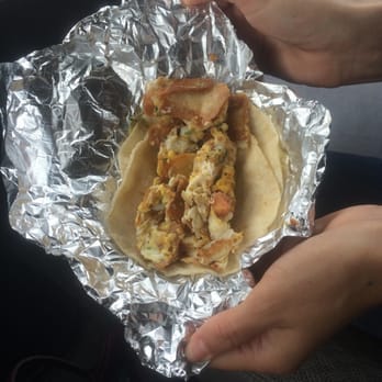 Tacos Ivan - Migas taco - Mexican Near Me - Austin, Texas