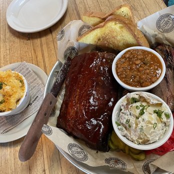 Del's Hideout - 2 Meat Combo: Prime Beef Brisket and Baby Back Ribs  Killer Beans, Bacon Potato Salad, and Mac & Cheese - Barbeque Near Me - San Diego, California
