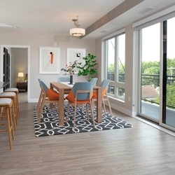 The Finn Apartments - Penthouse Dining