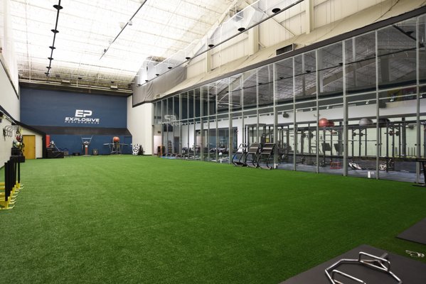 Onelife Fitness - McLean by null