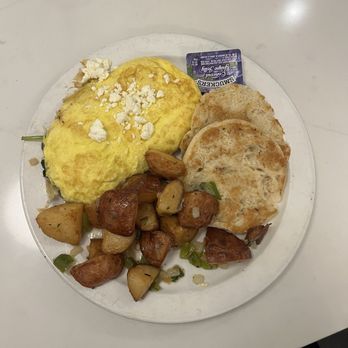 Hob Nob Hill - Mediterranean Omelette - American Near Me - San Diego, California Hob Nob Hill - Mediterranean Omelette - American Near Me - San Diego, California
