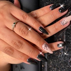 Annie’s Nail - Apres full set w/ Halloween design