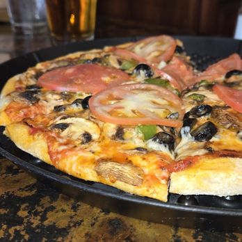 Pasquale's - The pie was good - Wine Bars Near Me - Auburn, California