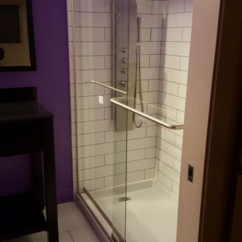 Powerup Construction - 5x8' bathroom looks great. - General Contractors Near Me