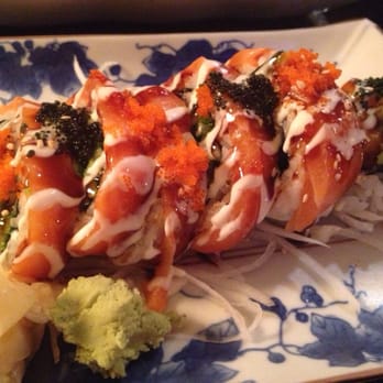 Momo Sushi - Dragon Roll - Sushi Bars Near Me - Vancouver, British Columbia Momo Sushi - Dragon Roll - Sushi Bars Near Me - Vancouver, British Columbia