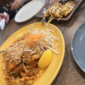 Andaman Thai - Satay Chicken Pad Thai - Thai Near Me - Walnut Creek, California