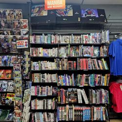 Midtown Comics - Manga New Release Wall