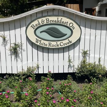 Bed and Breakfast on White Rock Creek - Hotels Near Me - Waco, Texas Bed and Breakfast on White Rock Creek - Hotels Near Me - Waco, Texas