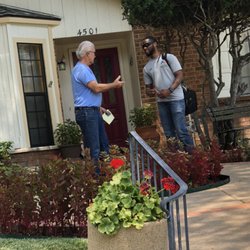 Appliance Repair of North Texas - Isaiah visiting with a customer. Customer service is our top priority... even if that means just chatting and enjoying some nice weather!!