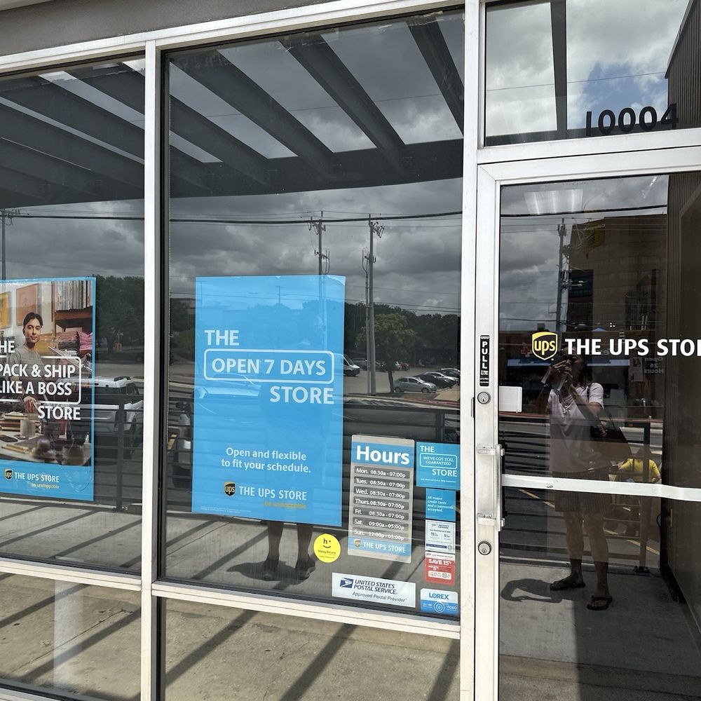 The UPS Store - Store front in an upper level entrance - Shipping Centers Near Me - San Antonio, Texas The UPS Store - Store front in an upper level entrance - Shipping Centers Near Me - San Antonio, Texas