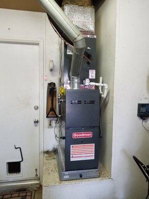 Furnace Repair - Constant Comfort specializes in air conditioning repair, heating repair, ac and heating installation, ducting installation. Call or text (951) 370-0486 for same day availability. We are a family owned and operated business with 13 years of experience fixing ac and heating equipment of all makes and models. We also offer system tune up services or commercial maintenance programs. if your current hvac system can be fixed or repaired then you can count on us to be honest and solve the problem. We service all makes and models, no job too big or too small. We are an air conditioning company you can trust. Residential & Commercial installation. Furnace Repair - Constant Comfort specializes in air conditioning repair, heating repair, ac and heating installation, ducting installation. Call or text (951) 370-0486 for same day availability. We are a family owned and operated business with 13 years of experience fixing ac and heating equipment of all makes and models. We also offer system tune up services or commercial maintenance programs. if your current hvac system can be fixed or repaired then you can count on us to be honest and solve the problem. We service all makes and models, no job too big or too small. We are an air conditioning company you can trust. Residential & Commercial installation.