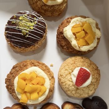 Mon Chourie - Mango Sticky Rice | Dubai Chocolate | Strawberry Shortcake | Butter Mochi - Desserts Near Me - San Diego, California Mon Chourie - Mango Sticky Rice | Dubai Chocolate | Strawberry Shortcake | Butter Mochi - Desserts Near Me - San Diego, California