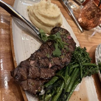 GRANVILLE - Granville Skirt Steak - New American Near Me - Burbank, California GRANVILLE - Granville Skirt Steak - New American Near Me - Burbank, California