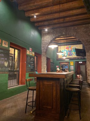 La Oruga y La Cebada by null