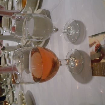 Alpine Banquets - nice table - Venues & Event Spaces Near Me - Darien, Illinois