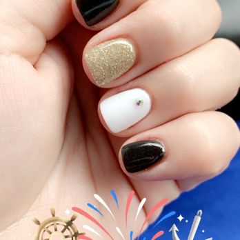 Le Nails & Spa - SNS by Rachel - Nail Salons Near Me - Pflugerville, Texas